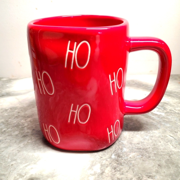 Rae Dunn Mug - Picture 1 of 3